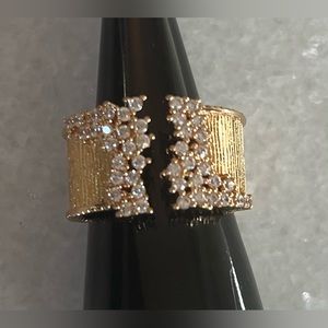Golden cocktail Zircon Ring.